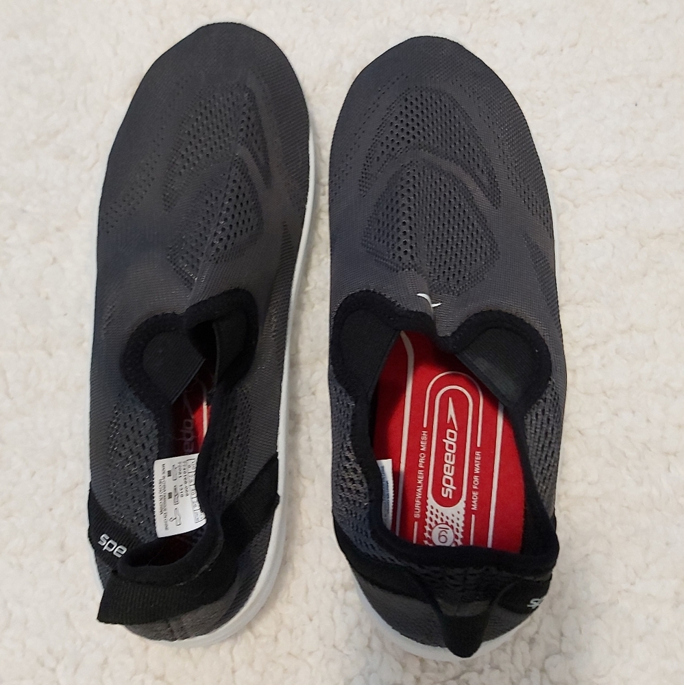 Brand New womens water shoes